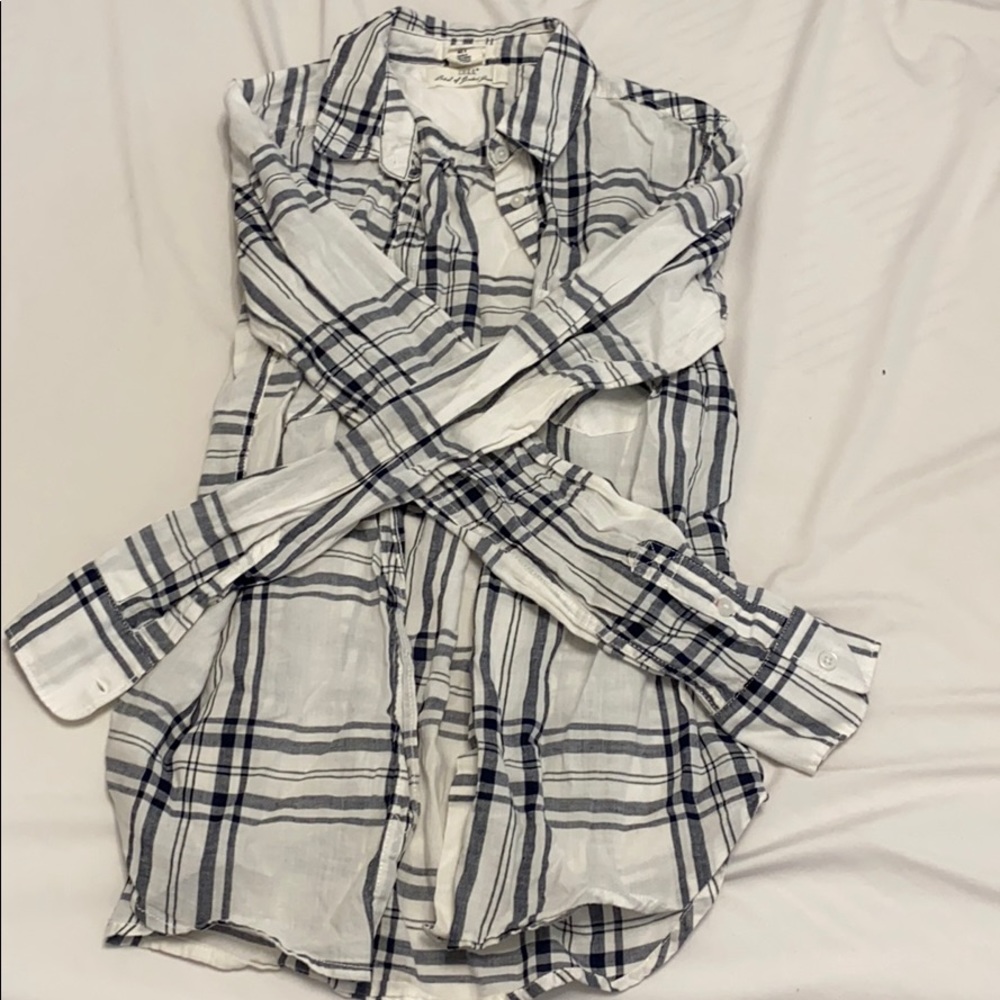H&M button down shirt